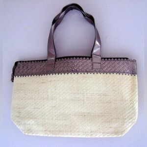 Elizabeth Arden Off White Straw Tote Bag With Metal Tone Detail (Bag Only) New